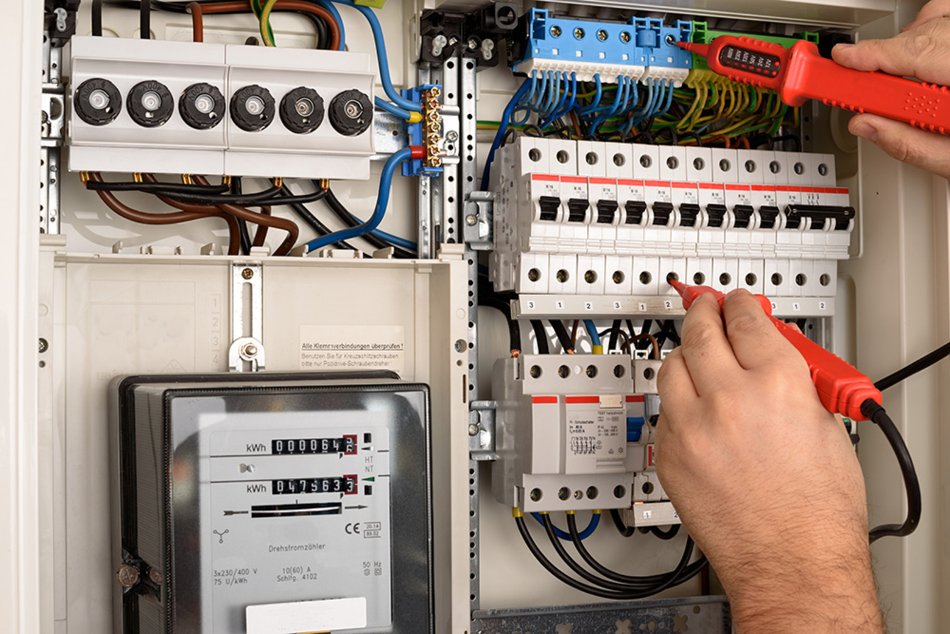 E-Check bei Elektro Ott GmbH in Maitenbeth