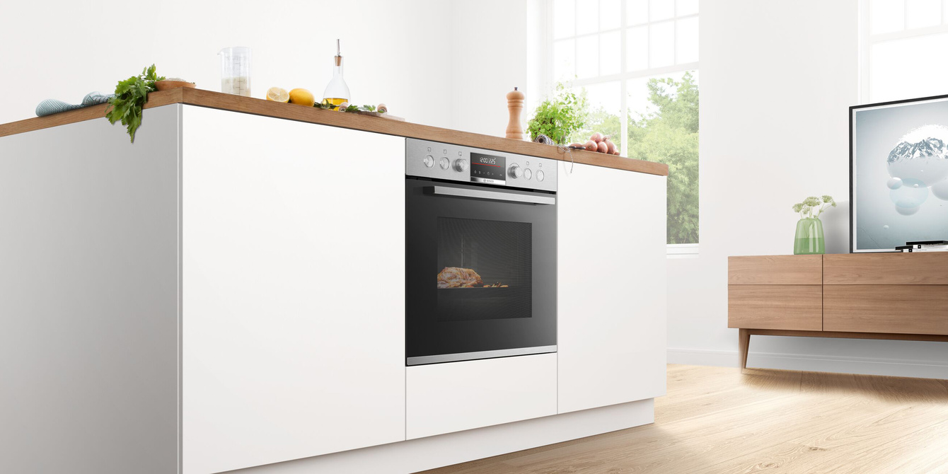 Backöfen und Herdsets bei Elektro Ott GmbH in Maitenbeth